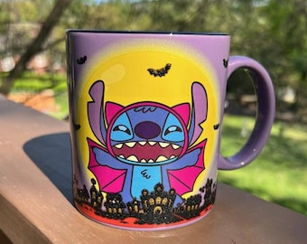 Disney Halloween Lilo & Stitch mug, 20 oz, Vampire Stitch from Haunted Mansion Coffee mug, Like New