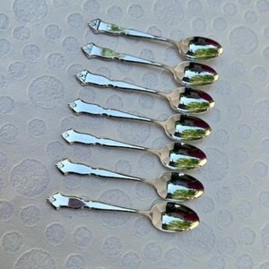 Chadwicks International Deepsilver, set of 7 teaspoons, Pattern INSCHA, Made 1995-1991