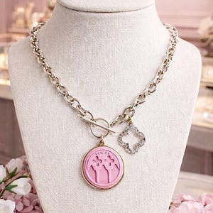 Venetian Princess Palazzo Charm Necklace Quatrefoil Design Charm, Venice Architecture Inspired Jewelry, Italian Gift, Venice Clover Pendant