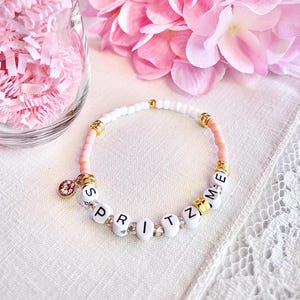 "Italienisches ""Spritz Me"" Aperol Spritz Charm Perlenarmband, Italienischer Urlaub Sommer Cocktail Apperitivo, Italienisches Wort Schmuck, Italienischer Sommer."