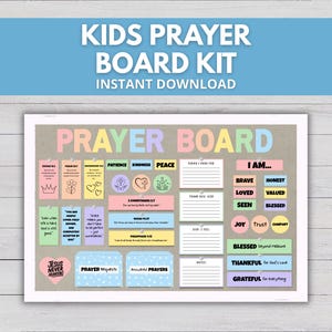 Könnte beinhalten: Rustikales Holzschild mit dem Text "Welcome to our home" in handschriftlichem Stil. Das Schild hat eine Used-Optik und ein schlichtes, einladendes Design, perfekt für eine Veranda oder einen Eingangsbereich.