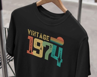 Personalized Vintage Birthday T-Shirt: Retro Style Custom Year