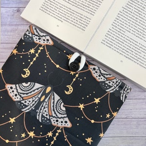 Moth XXL Booksleeve, Hardcover, Paperback, Ipad, Notebook protector, book bag afbeelding 1