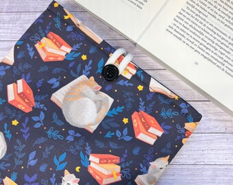 Bookish Cats - XXL Booksleeve, Hardcover, Paperback, Ipad, Notebook protector, book bag