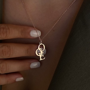 Personalisierte Halskette mit 3 Buchstaben | Geschenk für Sie |Name Initial Anhänger | Monogramm Halskette |