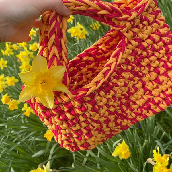 Große gehäkelte Tasche