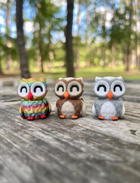 Articulated Tiny Owl Keychain & Toy | Rotating Head | 3D Printed