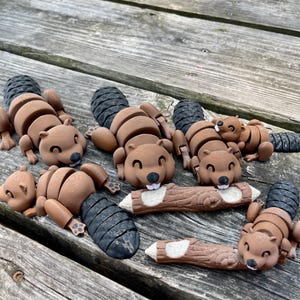 Articulated Beaver Fidget Toy With Log | ADHD Fidget Toy | Perfect for ...