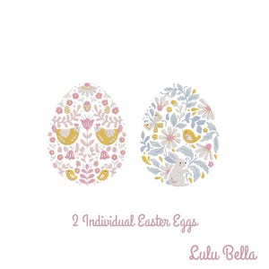 Peut inclure: Deux motifs d'œufs de Pâques individuels avec des motifs floraux, des oiseaux et un lapin. Les œufs sont dans une palette de couleurs pastel rose, jaune et bleu.