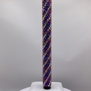 Stylo rechargeable en strass cristal / Velours violet avec rayures en cristal / Livré dans une boîte cadeau