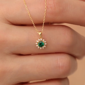 Real Diamond Round Emerald Necklace 14K Solid Gold, May Birthstone Necklace, Perfect Gift for Mother's Day - Girlfriend - Wife