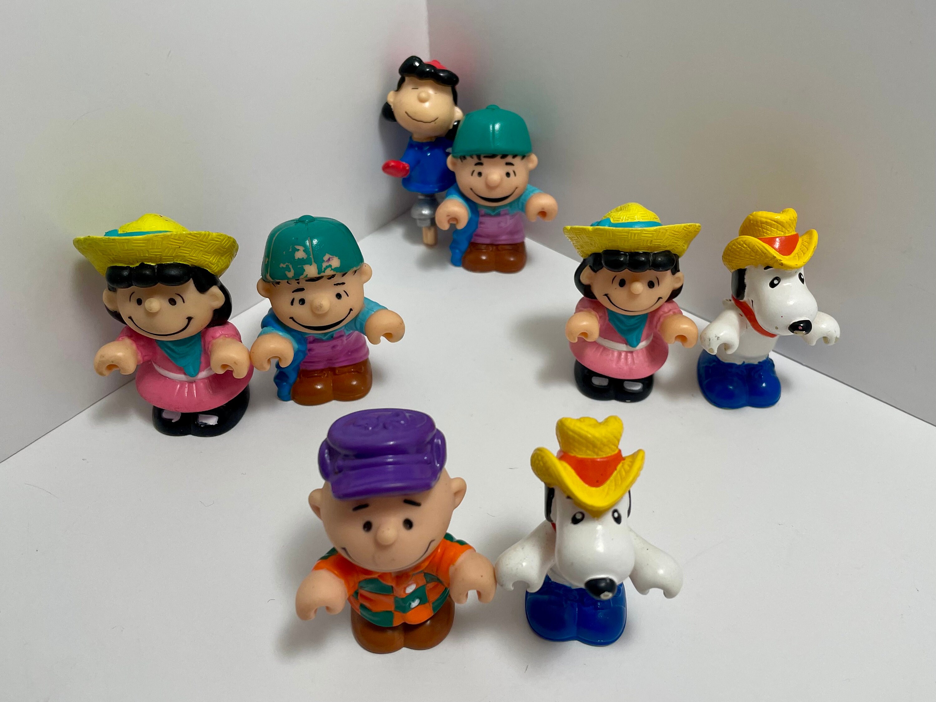 peanuts characters toys