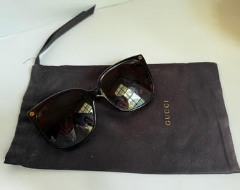 Vintage Authentic Gucci Acetate Sunglasses with GG Logo, Black Square Frames