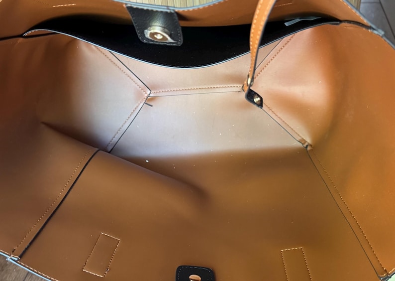 Tommy Bahama Black Tote image 3