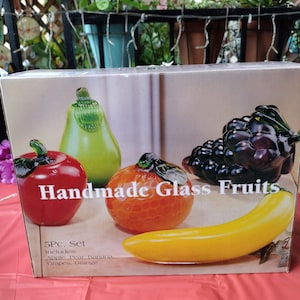 Fifth Avenue Crystal 5pc Handmade Glass Fruit Set