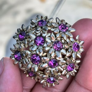 Gold Tone Amethyst Flower Cluster Brooch Pin
