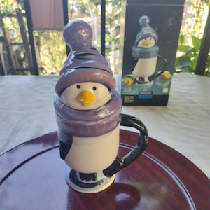 Pfaltzgraff  Purple Large Penguin Covered Coffee Mug