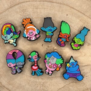 Trolls clogs store