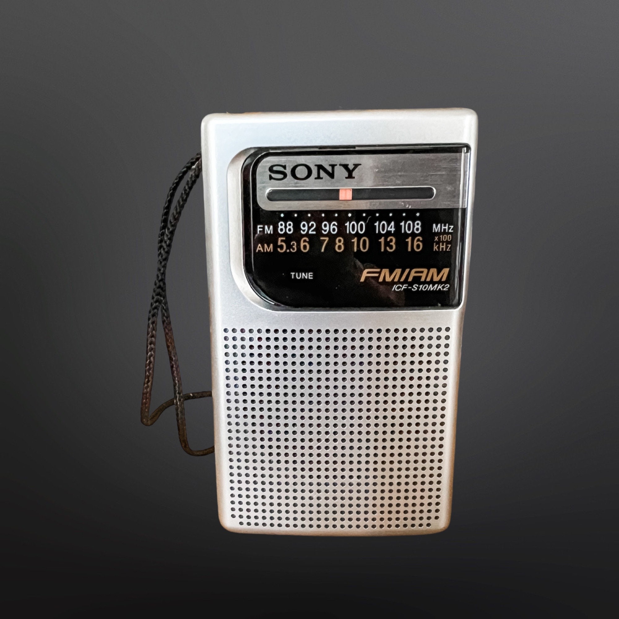Sony Fm/Am Pocket Radio Silver ICF-S10MK2