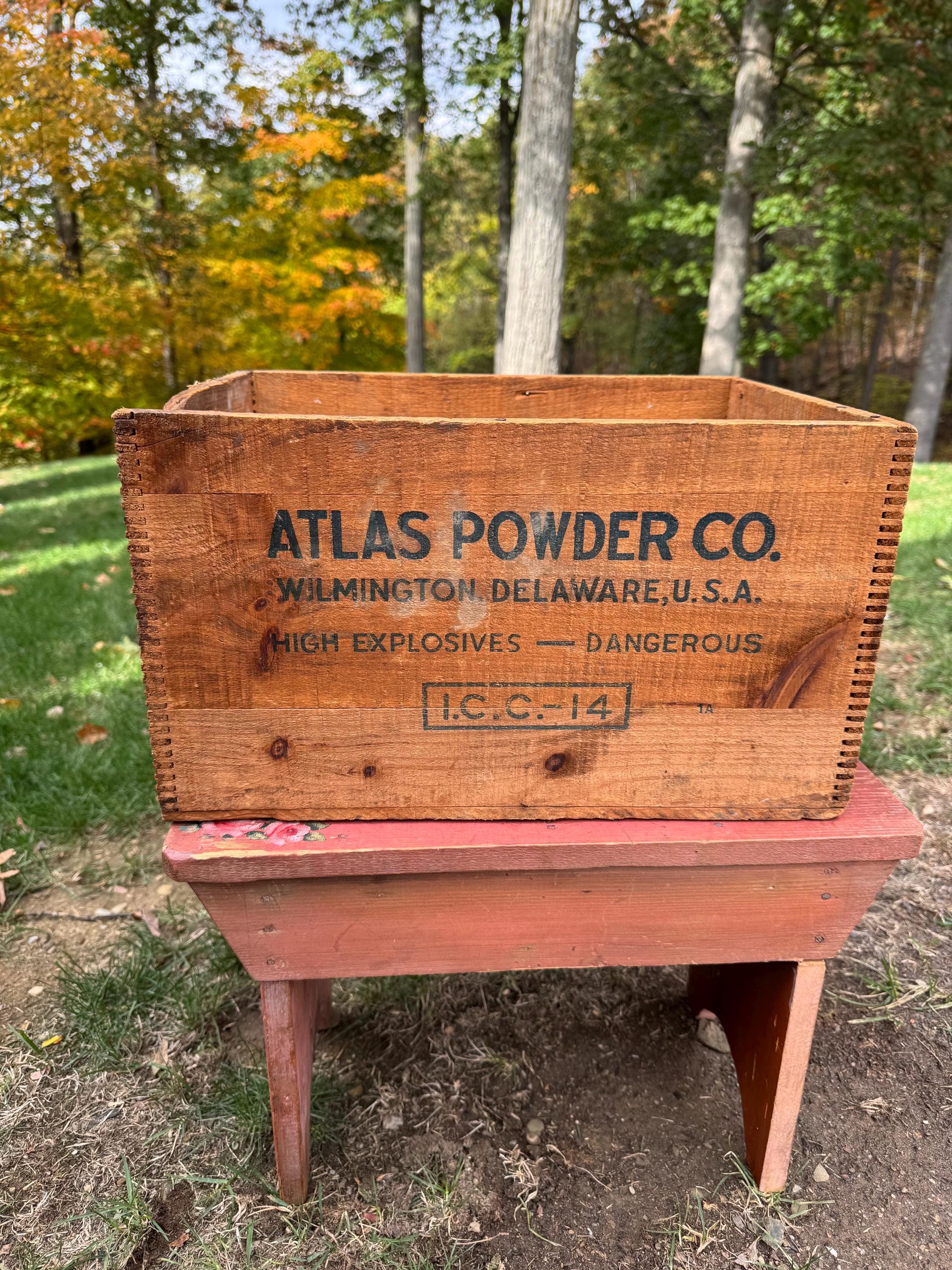 Atlas Powder Crate - Etsy