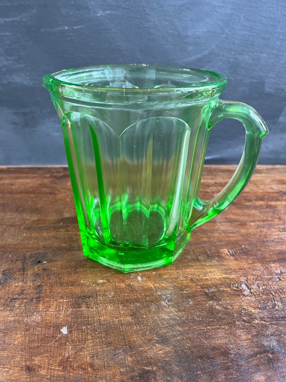 Vintage Hazel Atlas A&J Green Depression Glass Pitcher, Echo Panel