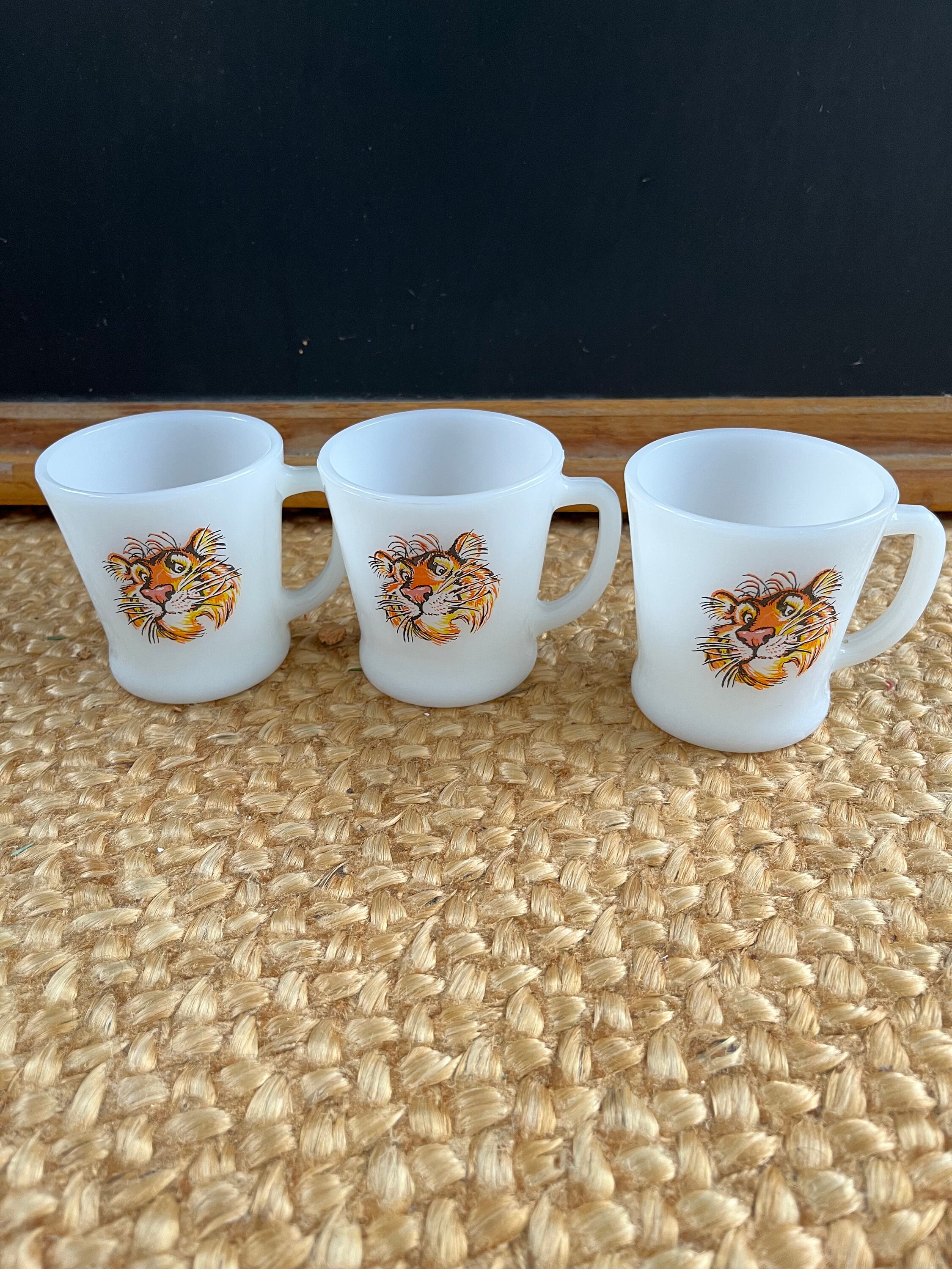 【セール中】1960年代ヴィンテージリモージュエッグボックス VN0007 セール中】1960年代ヴィンテージリモージュエッグボックス