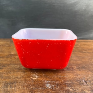 Vintage PYREX Red Fridge Container with No Lid, Small Refrigerator Storage Dish, 1.5 Cups, Refrigerator Box