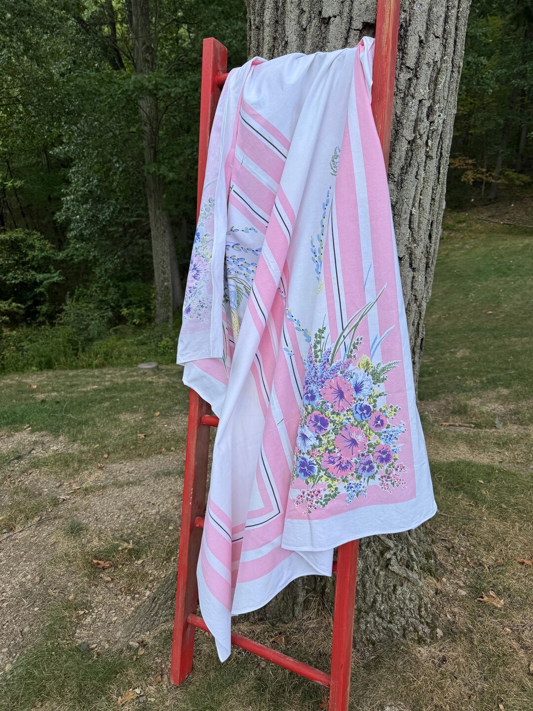 Vintage Simtex Floral Tablecloth: 1950s Pink & Purple Retro Decor - Etsy