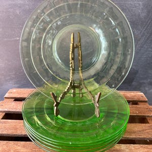 Vintage 1930&#39;s Anchor Hocking Block Optic 6.25” Small Plate, Bread Plate, Dessert Plate, Green Depression Glass, Uranium Glass