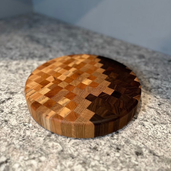 10" Round End Grain Cutting Board/Veggie Board/Bar Board/Butcher Board. Wood → Cherry, Hickory, Maple, Oak and Walnut.