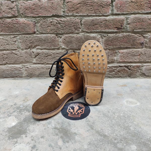 Handmade Vintage Leather Combat Boots: Hobnail Sole, Military Style
