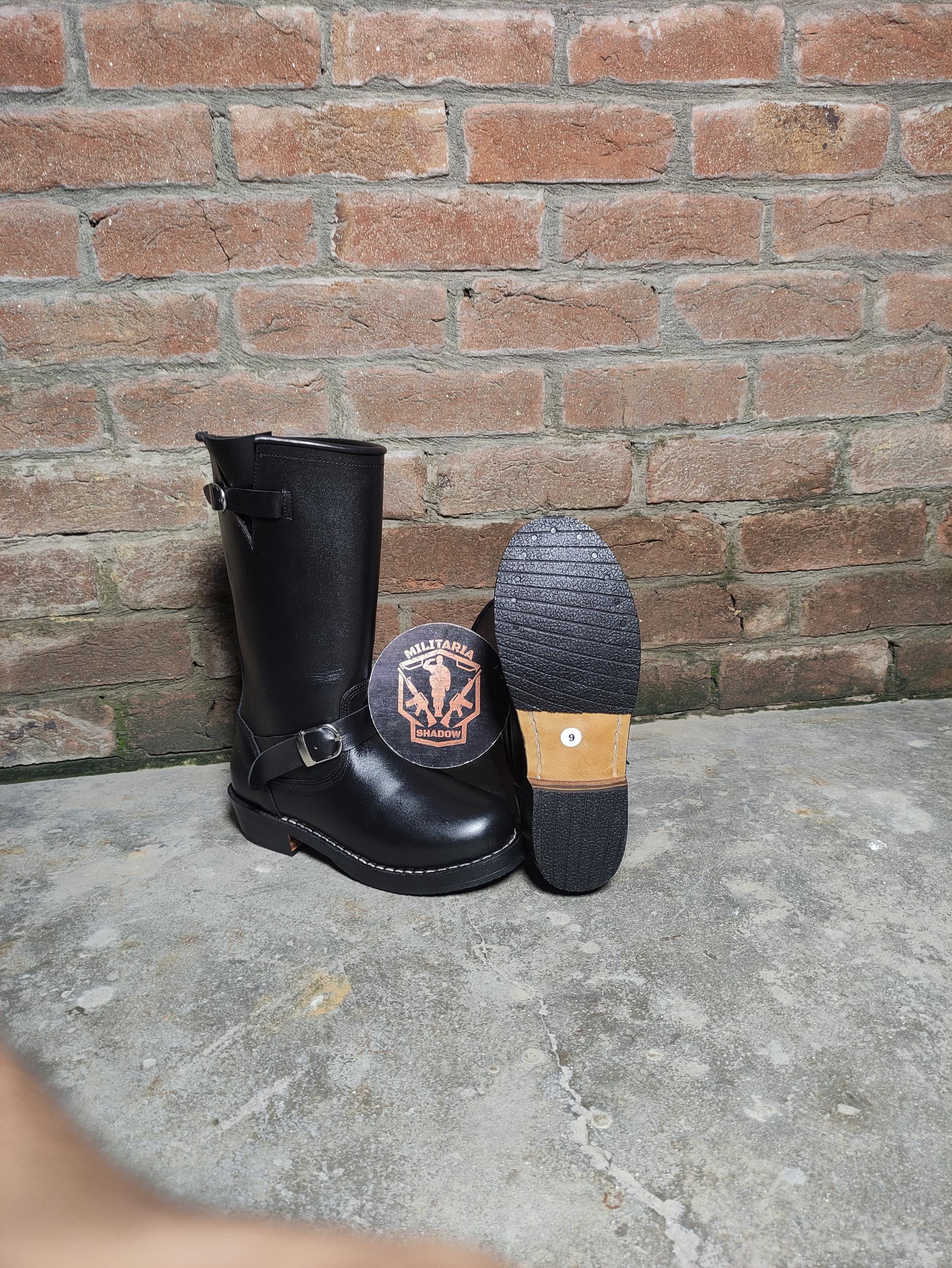 靴 rusty gold engineer boots vibram Y2K 00s Engineer Boots Bison 301 -Craft from horween cxl bison