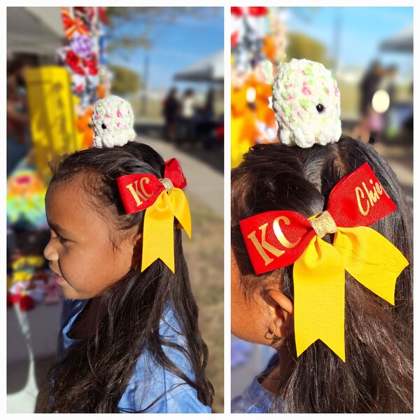 Kansas Girl with Bows