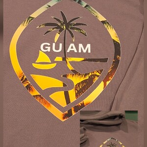 SIGILLO DI GUAM, Maglietta di Guam, Felpa con Palma di Guam, Tramonto di Guahan, Souvenir di Guam, Regalo delle Isole Marianne, Maglietta da Viaggio di Guam, Maglietta Chamorro immagine 4