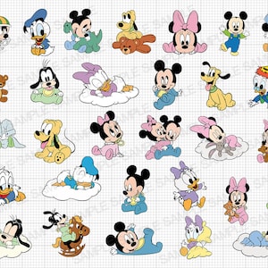 Puede incluir: Un conjunto de 30 imágenes de clipart digital que presentan a varios personajes de Disney como bebés. Los personajes incluyen a Mickey Mouse, Minnie Mouse, Donald Duck, Goofy, Pluto y otros. Las imágenes están en un estilo de dibujos animados y son perfectas para usar en manualidades, scrapbooking y otros proyectos creativos.