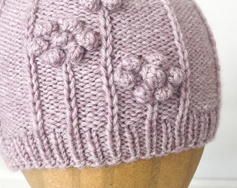 KNITTING PATTERN . Daisy Beanie . Bobble Flowers . Seamless . Easy To Knit Hat Pattern