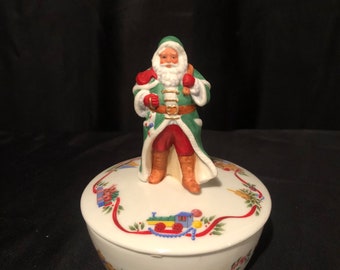 Lenox 1995 Victorian Santa Music Box. Limited Edition