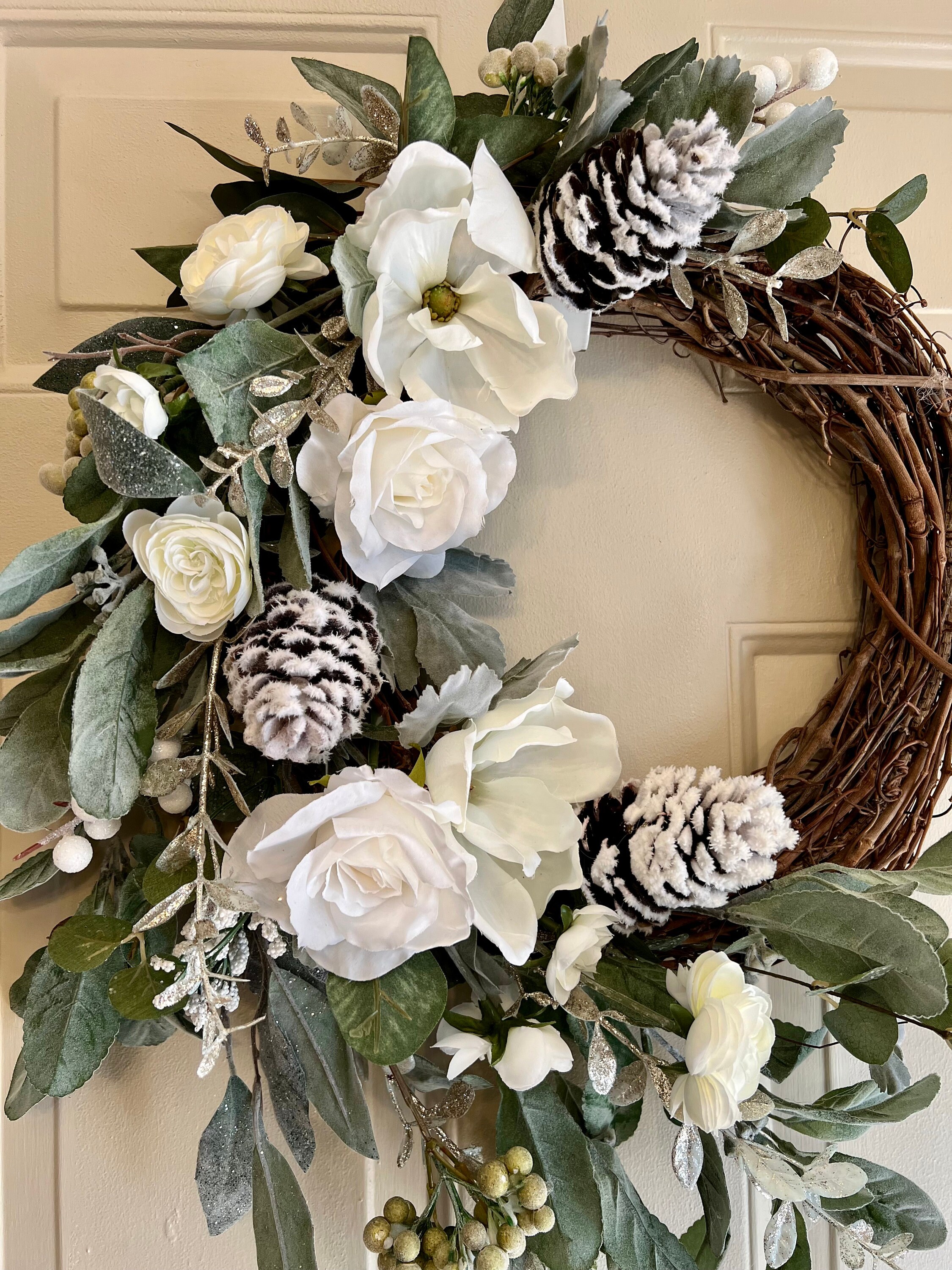 Elegant Christmas Wreath Modern Farmhouse Wreath White Wreath Christmas Winter Wreath Flower Wreath Fireplace Wreath Christmas Decor Etsy
