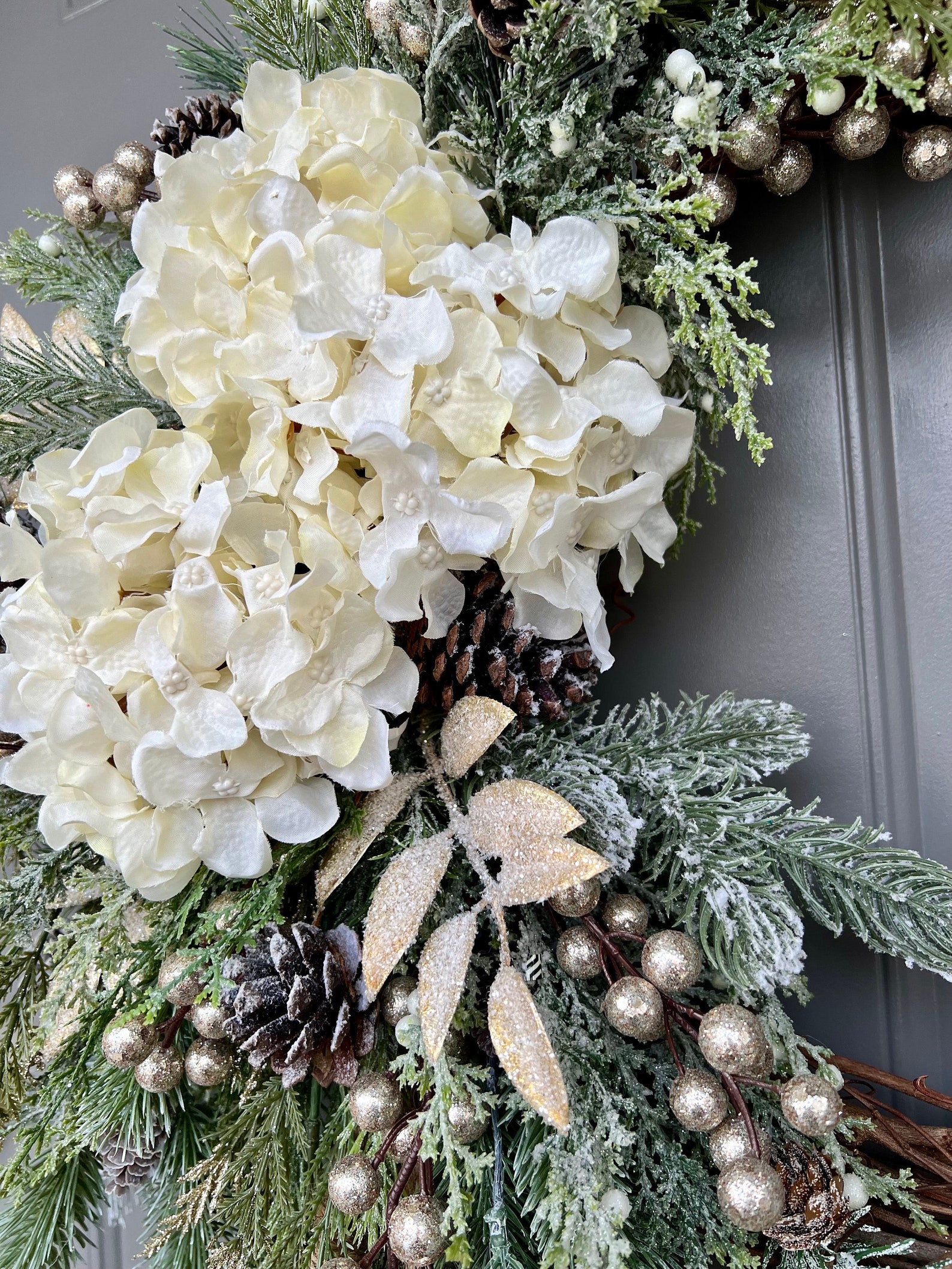 Beautiful Farmhouse Winter Wreath Ideas
