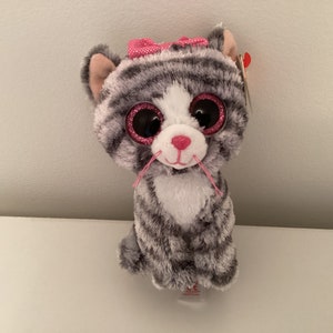 Ty Beanie Boo ‘Kiki’ the grey Cat…(6in)….Excellent Condition and Mint Hang Tags