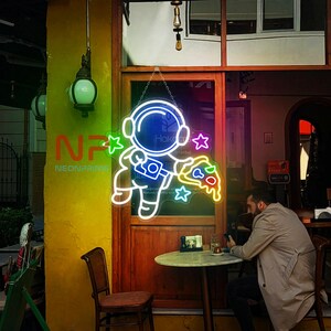 Astronaut Pizza Neon Sign, Pizza Neon Sign, Pizza Astronaut Neon Sign, Restaurant Wall Decor, Pizza Wall Decor, Pizza Kitchen Decor Sign