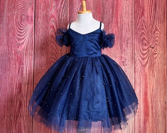 Sunnypetal Beige Tulle Appliques Sequins Knee Length Pearls Bow Kids Flower Girl Dress