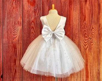 White 4 Layer Pearl Tulle V-Back Knee Length Wedding Flower Girl Communion Baptism Summer Easter Birthday Girl Princess Trendy Classic Dress