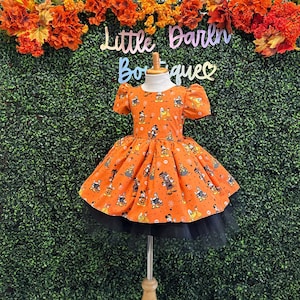 Vestido de festa de aniversário laranja para meninas, fantasia de Halloween, tema de concurso, outono, comprimento até o joelho, manga bufante, estampa de casa mal-assombrada, fantasma