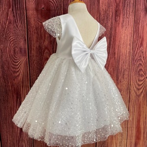 White Sequin Tulle Pearl V-Back Cap Sleeve Communion Baptism Toddler Trendy Knee Length Flower Girl Summer Church Wedding Birthday Dress