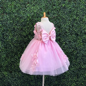 Flower Girl 3D Floral 4 Layer Pink Tulle Knee Length V-Back Wedding Summer Easter Pageant Birthday Princess Smash Cake Trendy Girl Dress