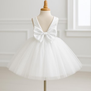 White Tulle V-Back Knee Length Wedding Flower Girl Baptism Christening Communion Infant Toddler Girl Summer Birthday Photoshoot Girls Dress