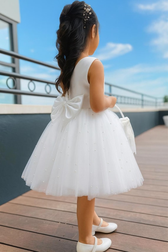 little white dress winter Pearl Tulle Elegant Wedding Baptism Birthday Flower Girl V-back Knee Length Infant Toddler Color:Light Lilac its perfect for a Ecom Style:AP1E213575 Country Chic Lace bridesmaid