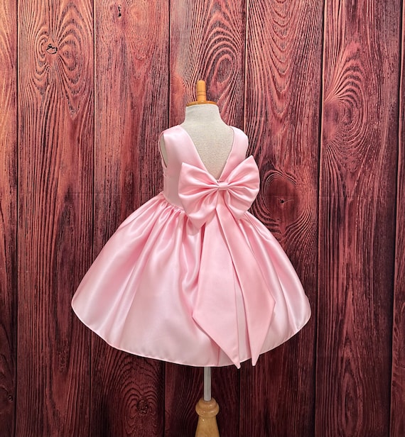Pink Satin V-back Knee Length Big Bow Elegant Smash Cake Birthday
