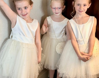 Ivory Pearl Tulle V-Back Knee Length Wedding Flower Girl Summer Elegant Photoshoot Baptism Dress